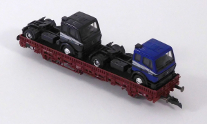 Roco 1907 H0 Rungenwagen mit Zwei LKW Zugmaschinen, DB, OVP
